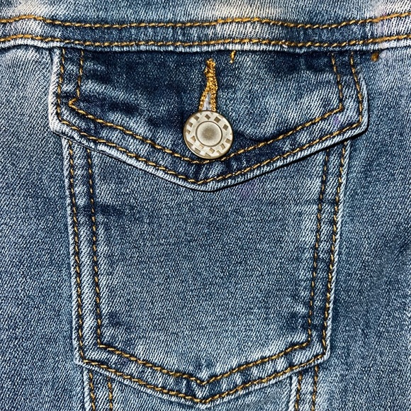 Jean Jacket! Sherpa lined on the outside only! BRAND NEW! **MEDIUM** - Picture 3 of 3